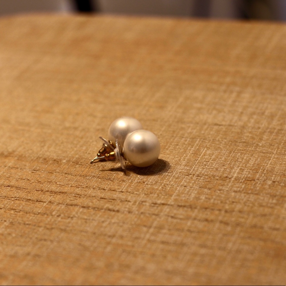 NEW large pearl earrings